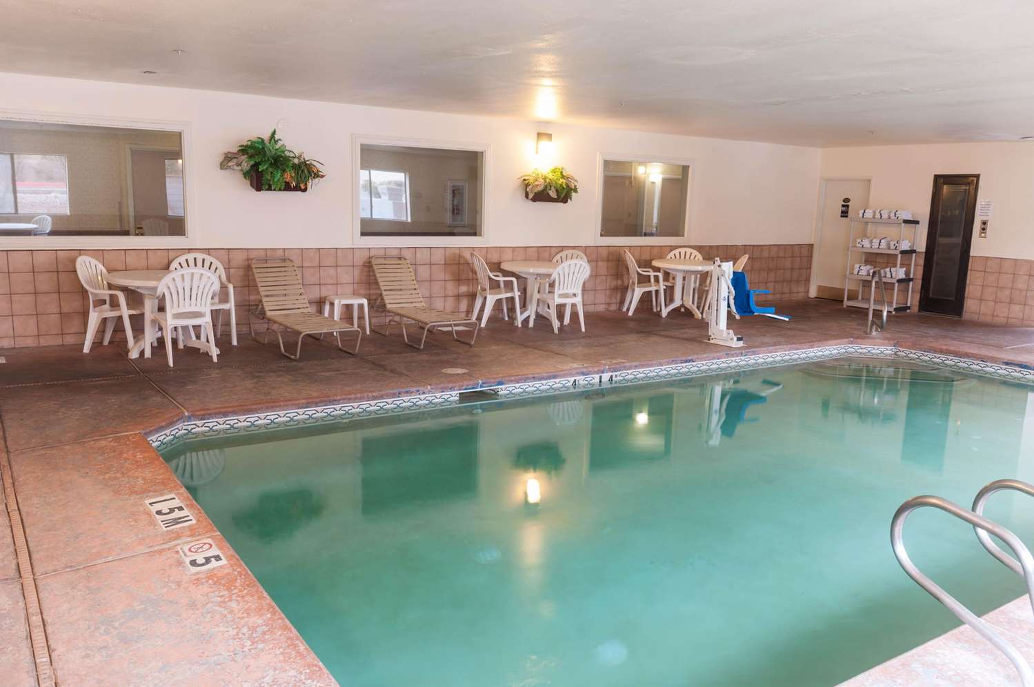 Quality Suites Albuquerque Airport 12/19