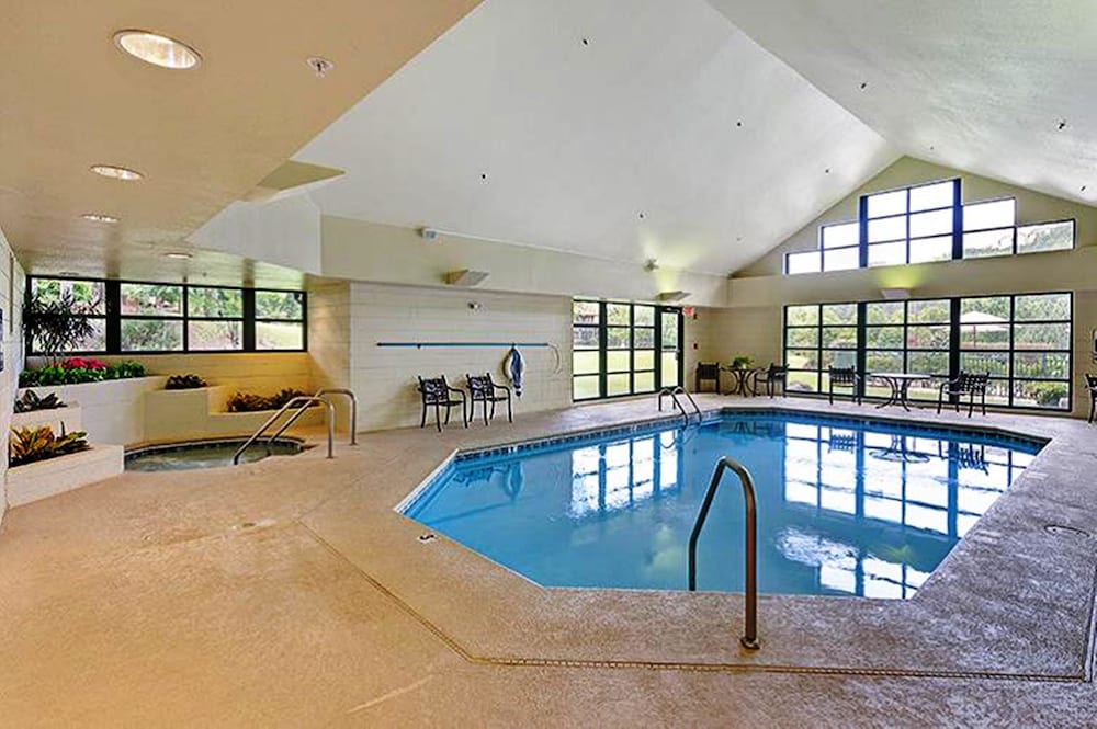 Hilton Vacation Club Bent Creek Golf Village Gatlinburg 10/53