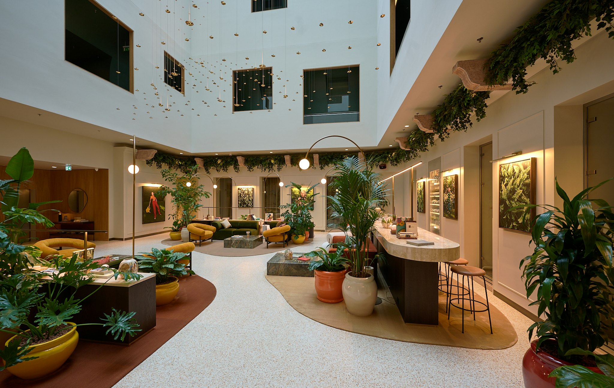 Verno House Budapest, Vignette Collection, an IHG Hotel 24/50