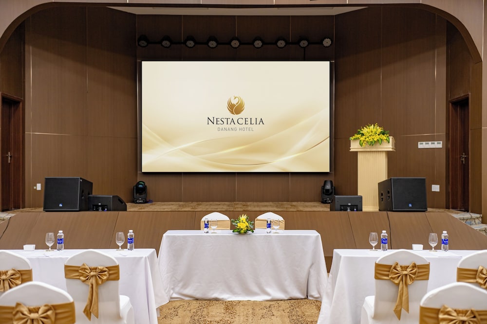 Nesta Celia Danang Hotel 10/50