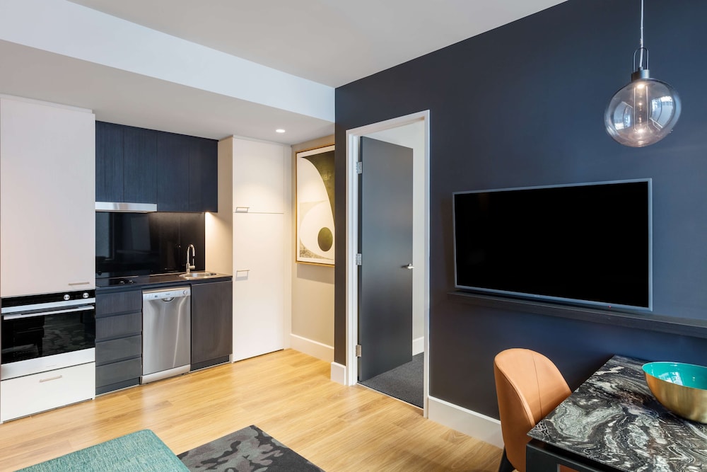 ADINA APARTMENT HOTEL BRISBANE 40/50