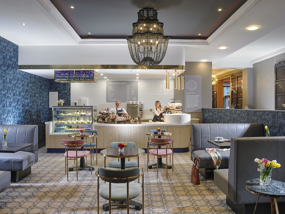 Tullamore Court Hotel 41/49