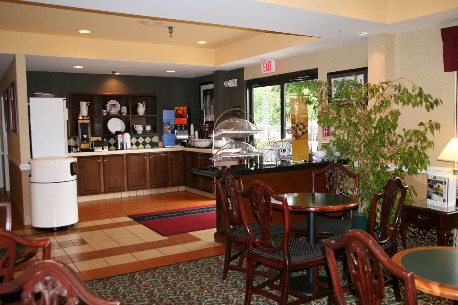 restaurant cafeteria