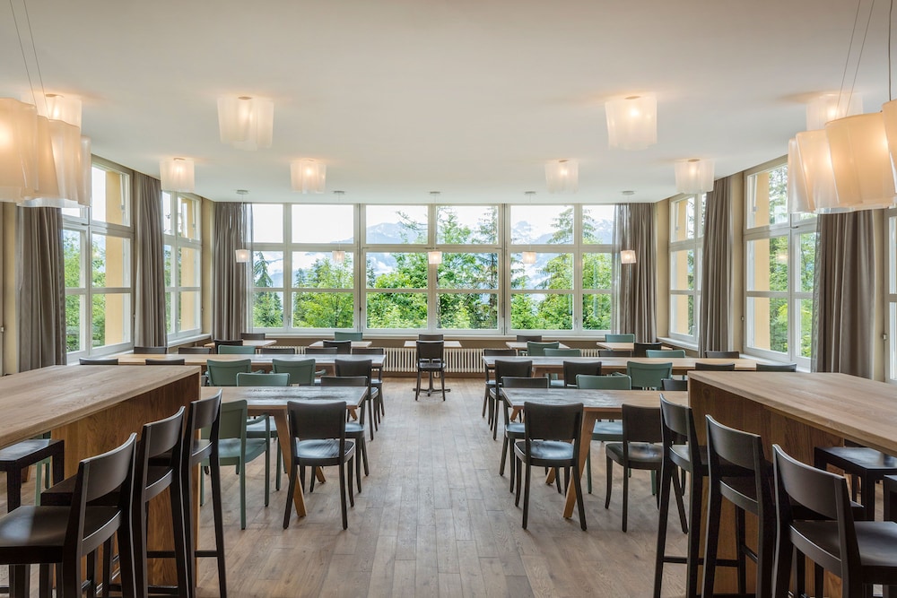 Youth Hostel Crans Montana 34/53
