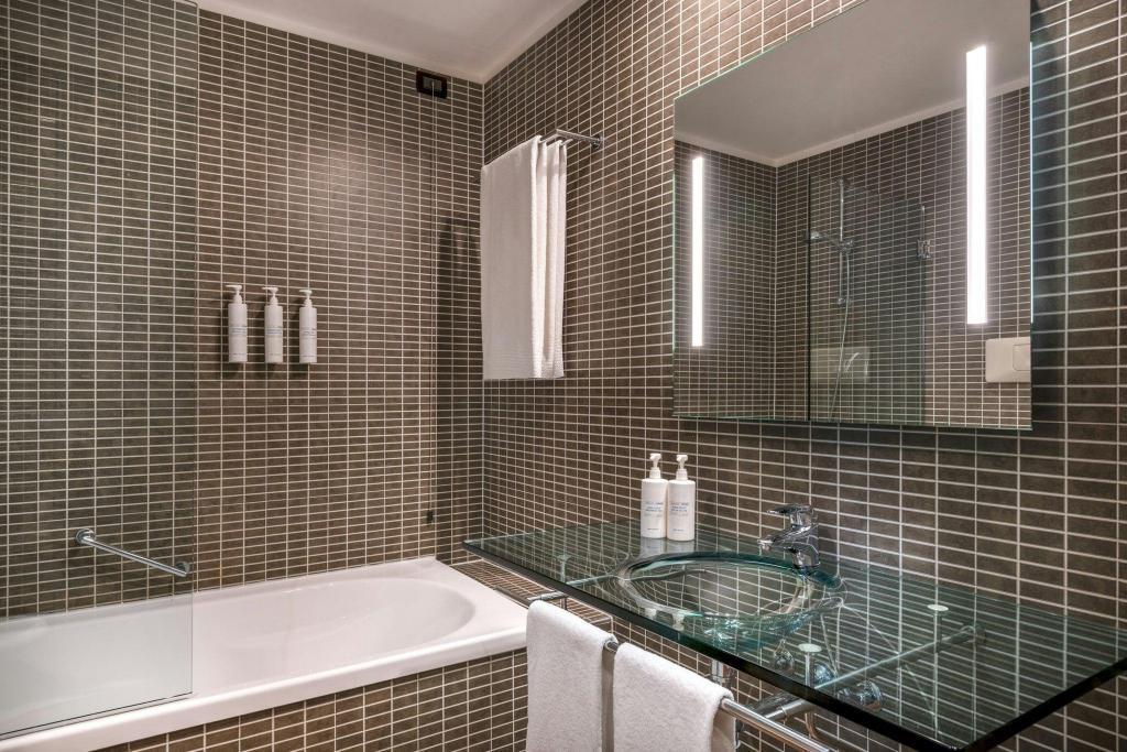 غرفة متصلة عائلية بسريرين منفصلين وسرير كينج، Ac Hotel Padova By Marriott 9/9