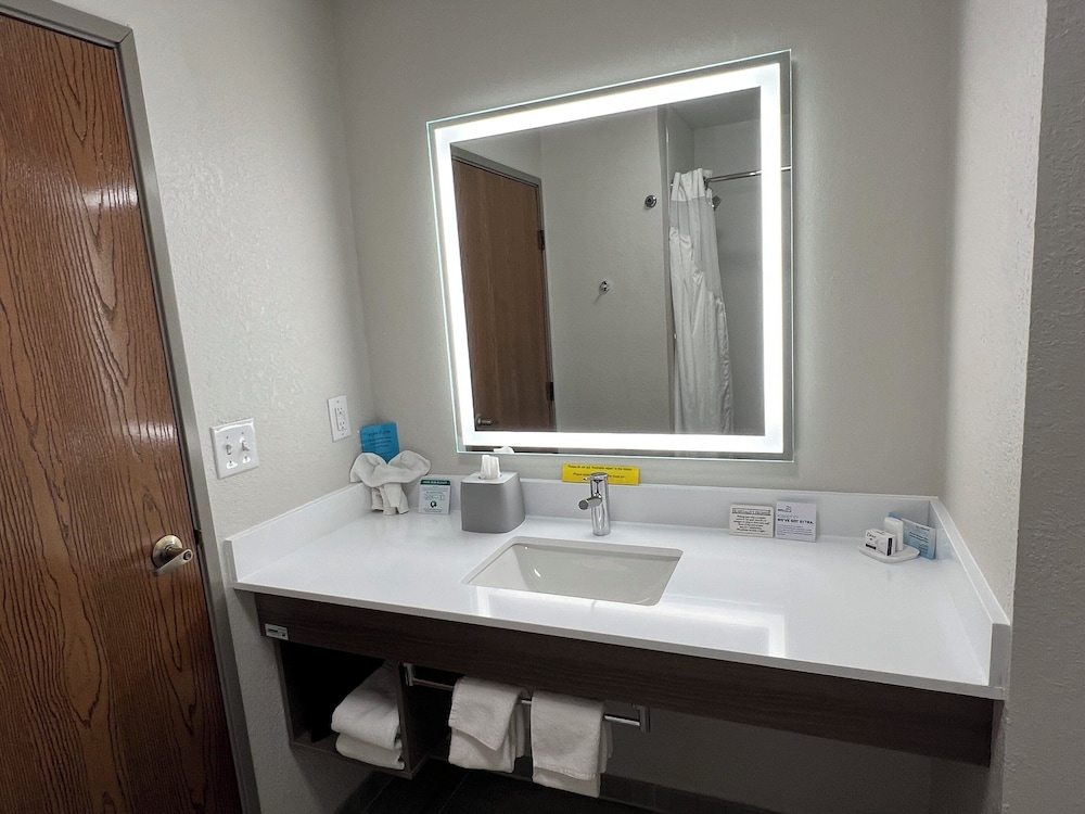 Holiday Inn Express Hotel Suites Dubois 71/72