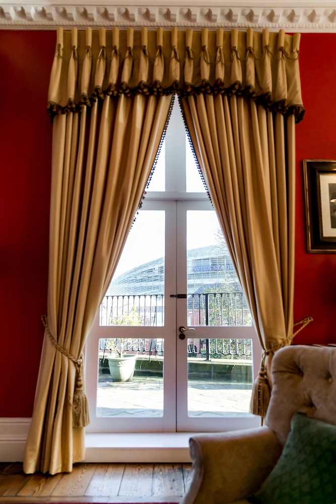 Butlers Townhouse 38/56