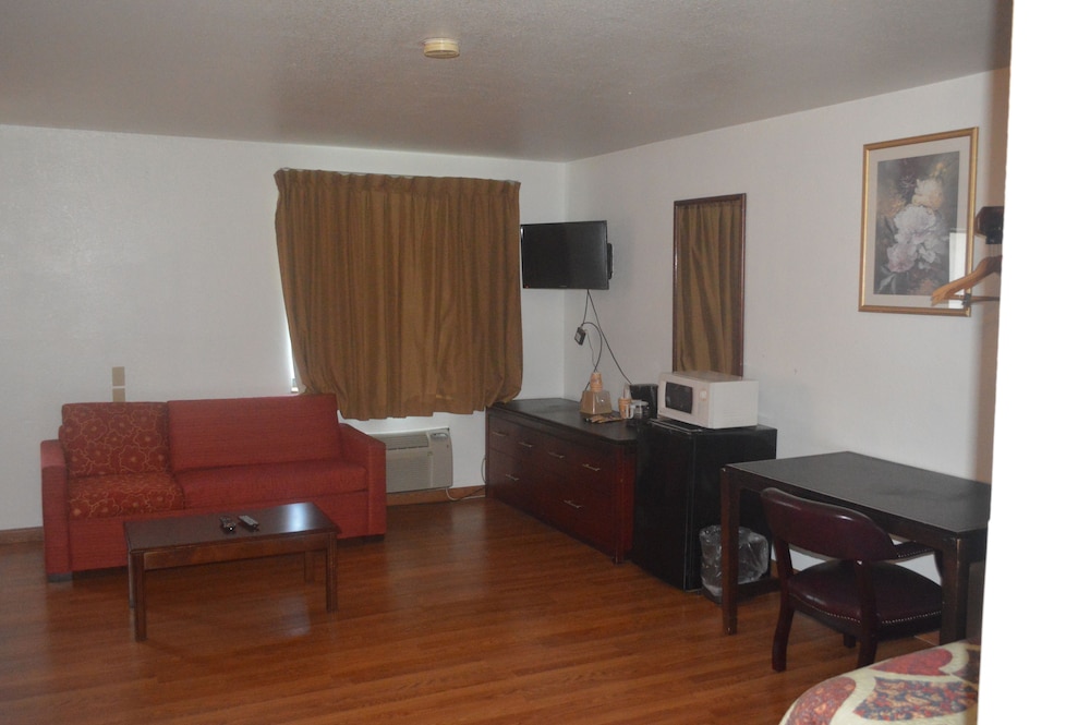 American Elite Inn 48/66