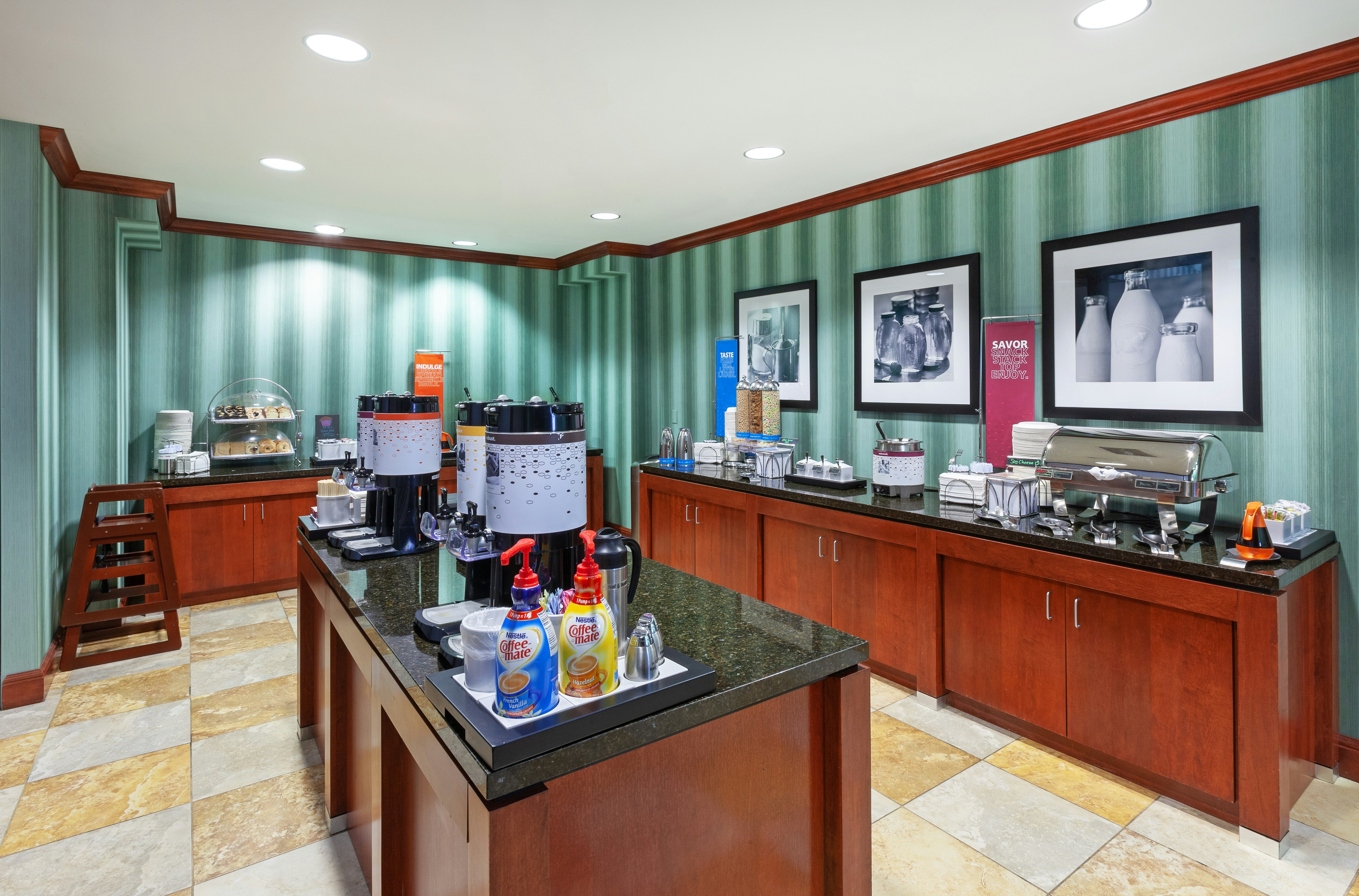 Hampton Inn Suites el Paso West 14/67