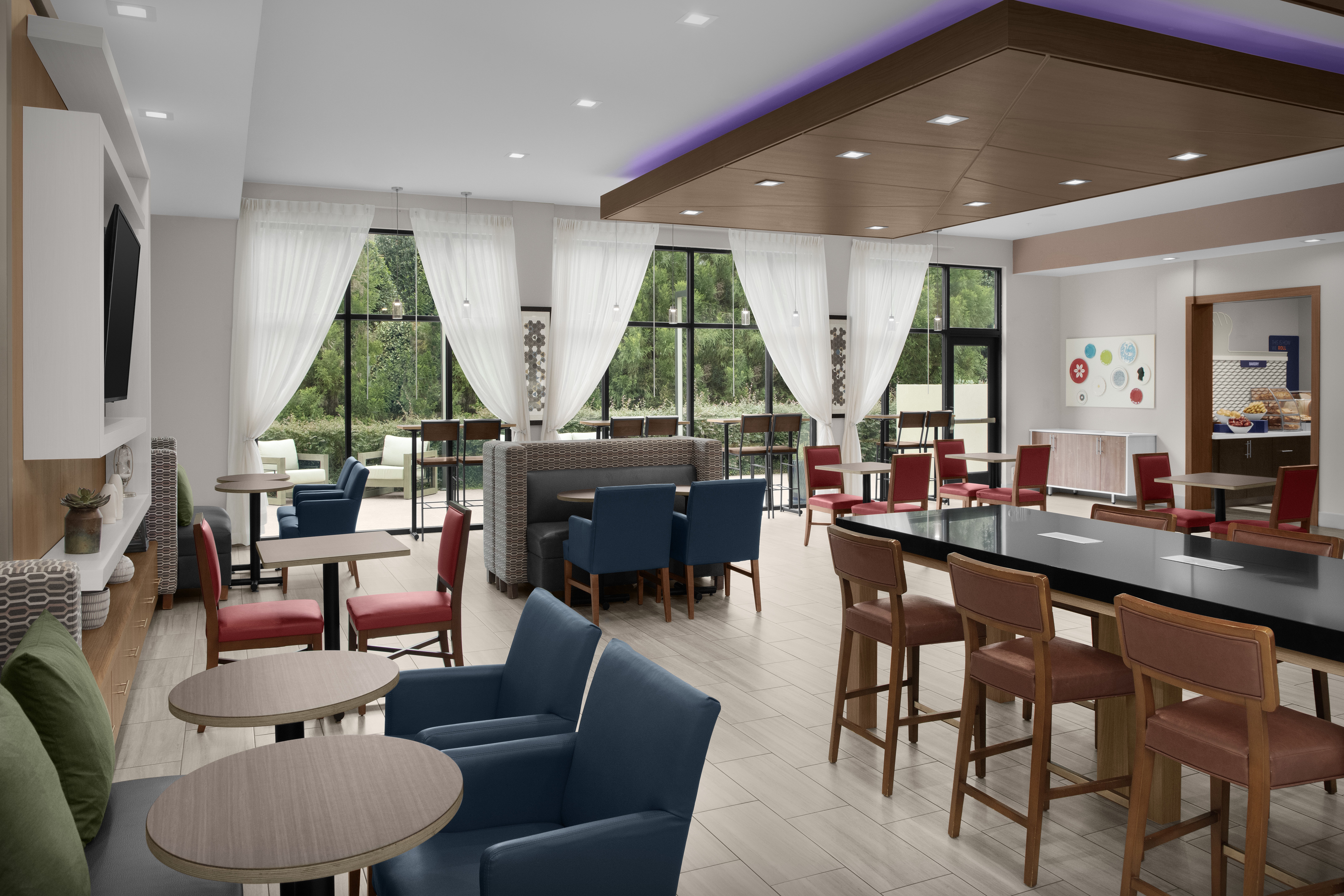 Holiday Inn Express & Suites Birmingham - Homewood 24/33