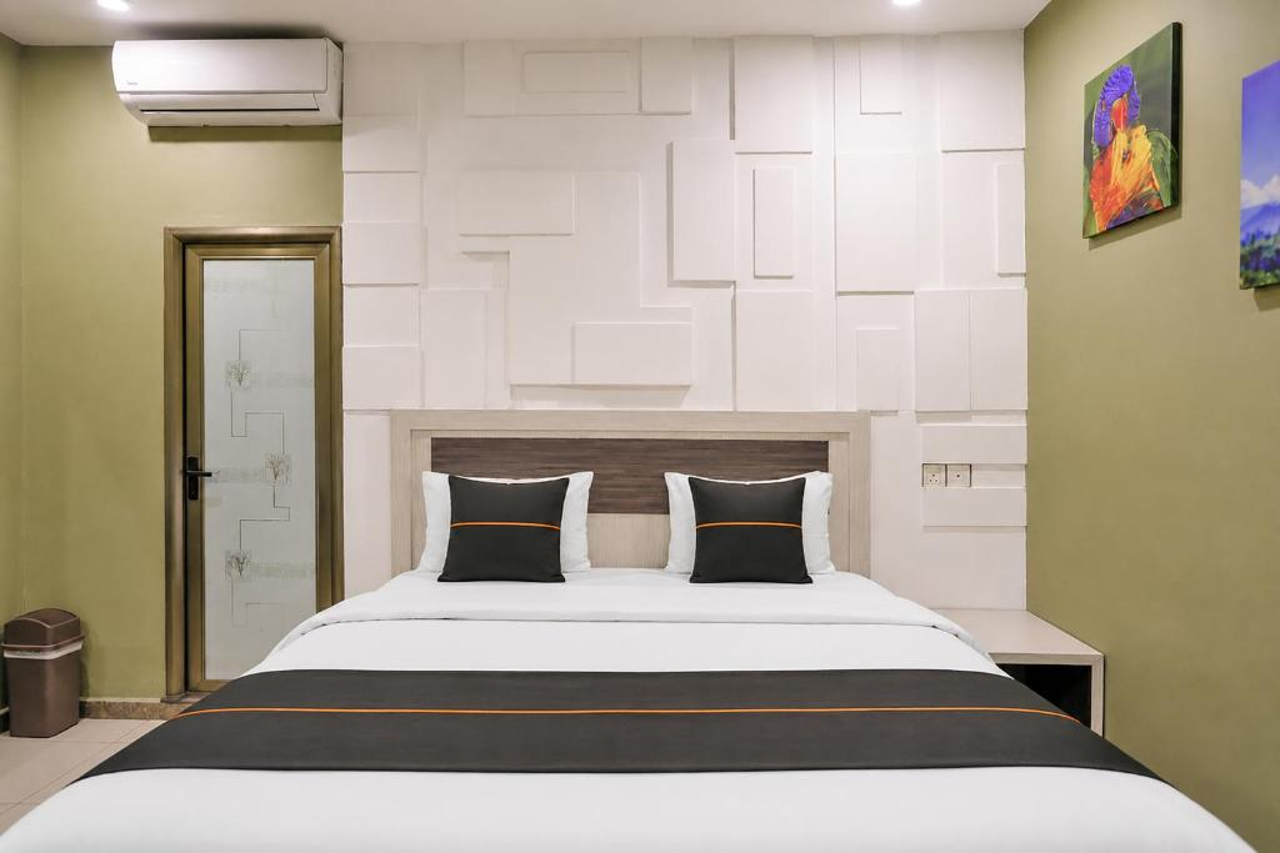 Room at Collection O near Harbour Bay Mall formerly X Ten Guest House, BATAM
