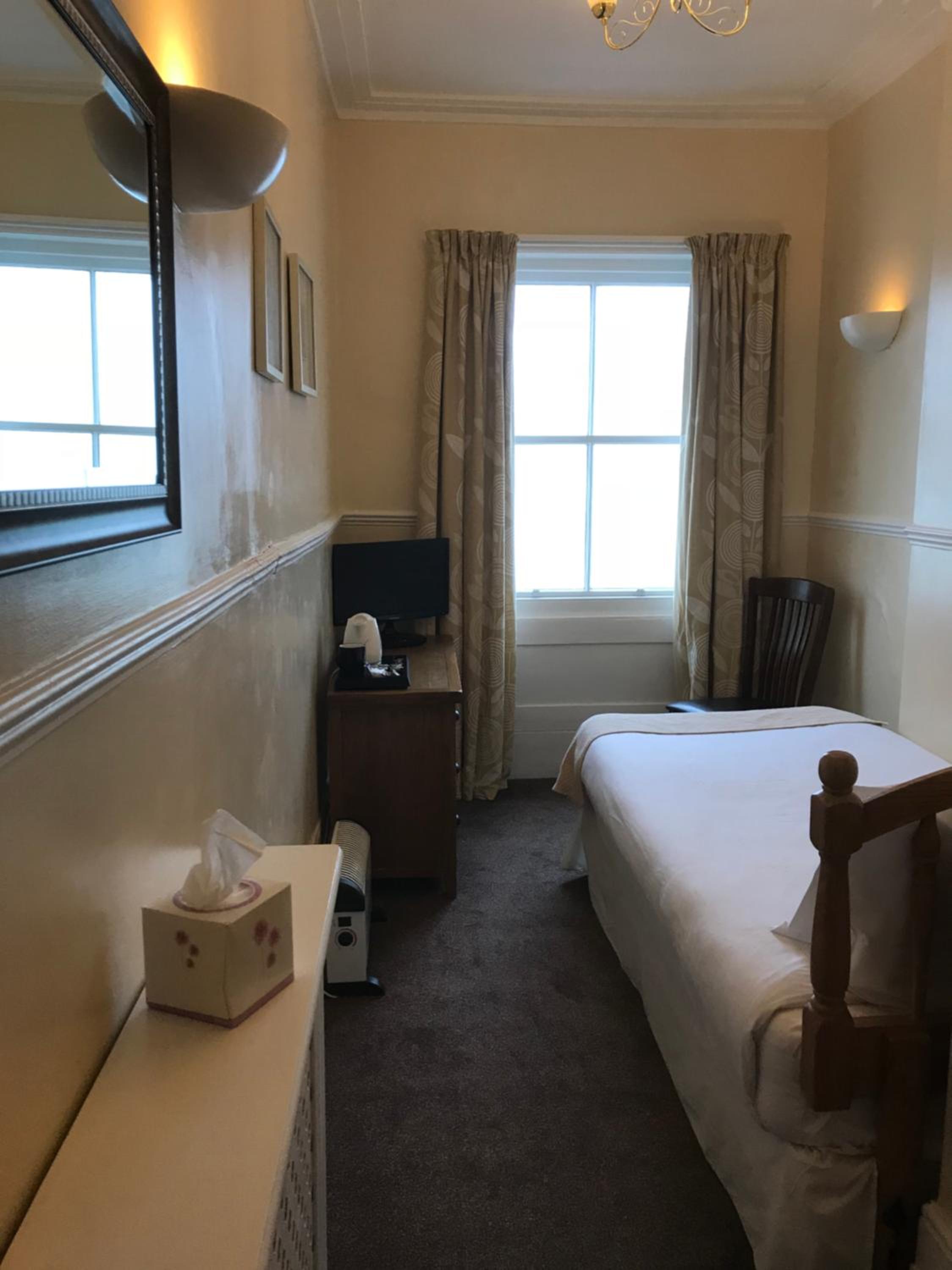 Room, Single, Single Bed, Sea View