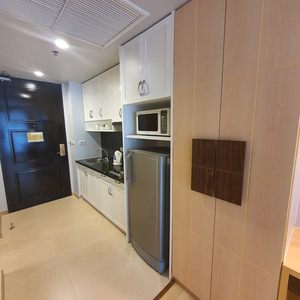 Admiral Premier Bangkok 5/69