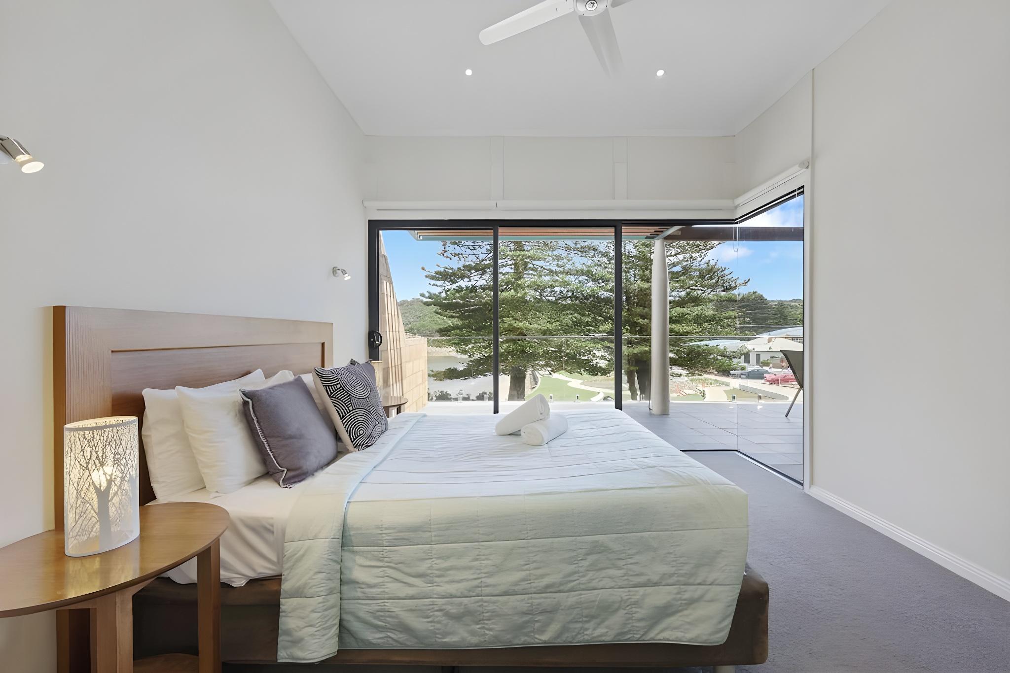 3 Bedrooms, Penthouse