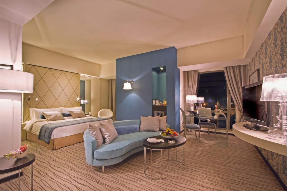 Hilton Amman 19/81