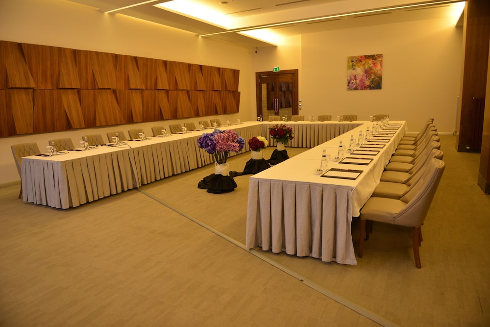 Lova Hotel Spa 35/50