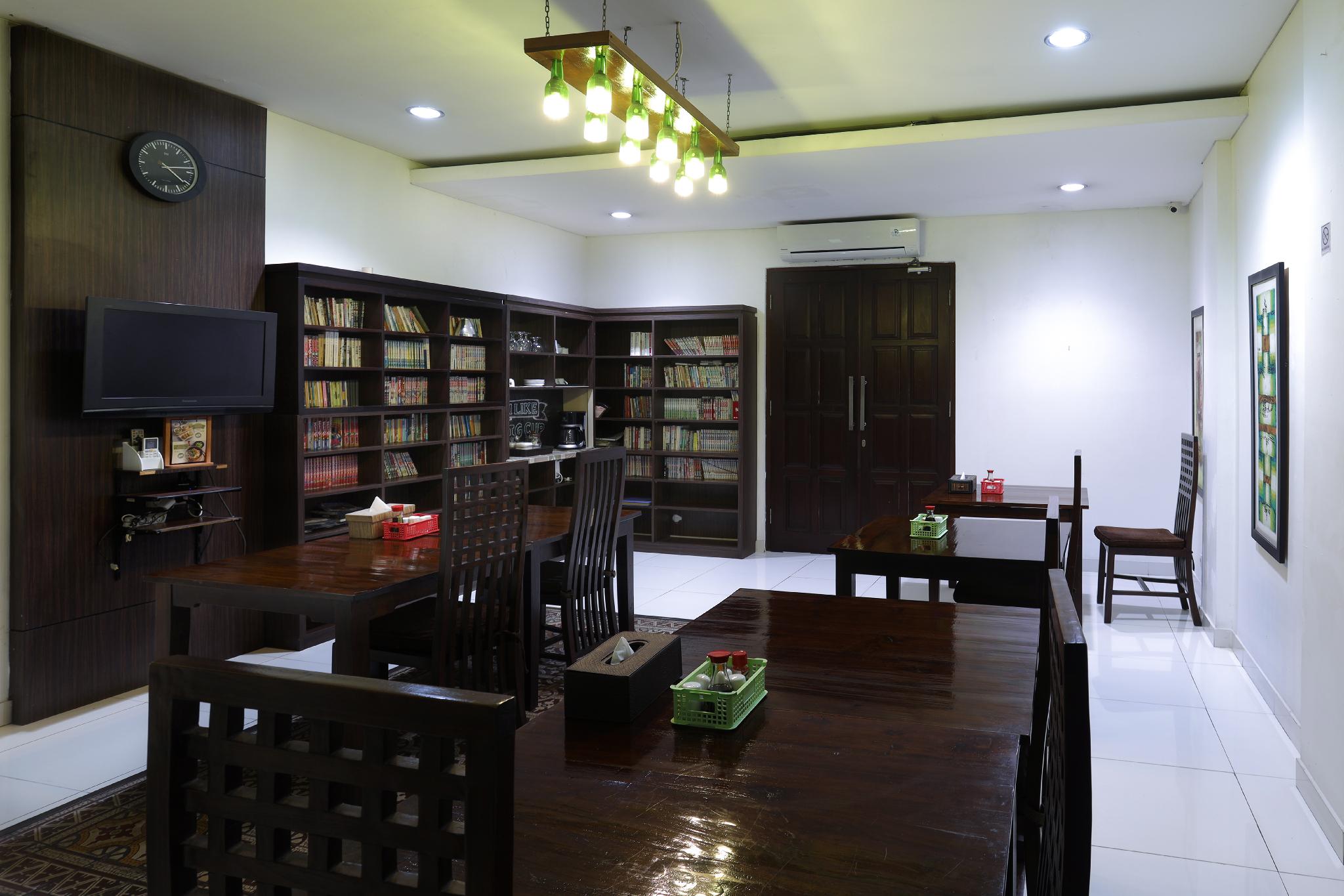 Jambuluwuk Heritage Menteng Suites 27/36