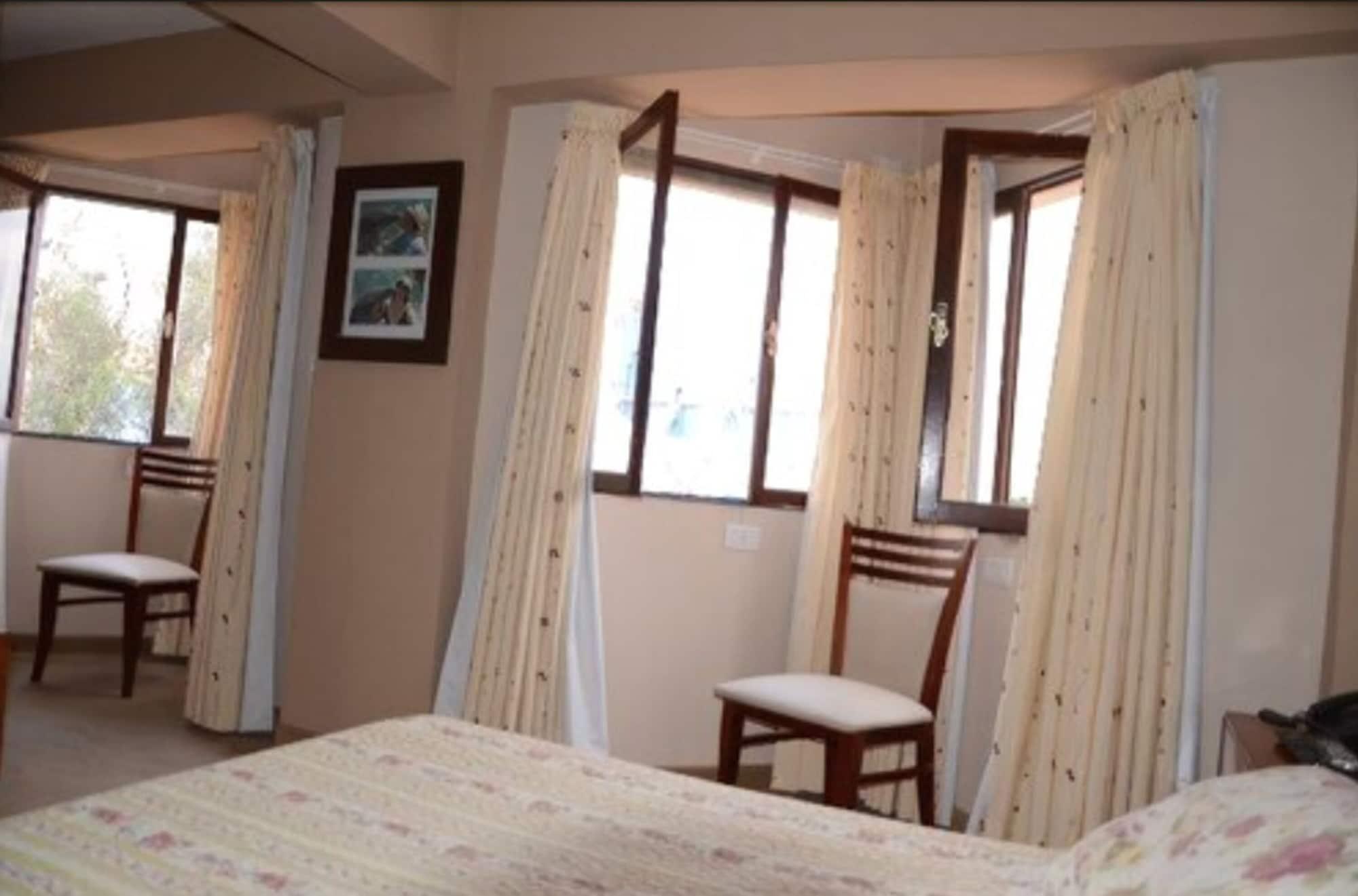 SAMKA HOTEL 38/51