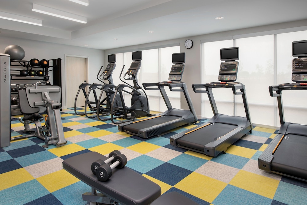TownePlace Suites by Marriott Cincinnati Mason 10/28