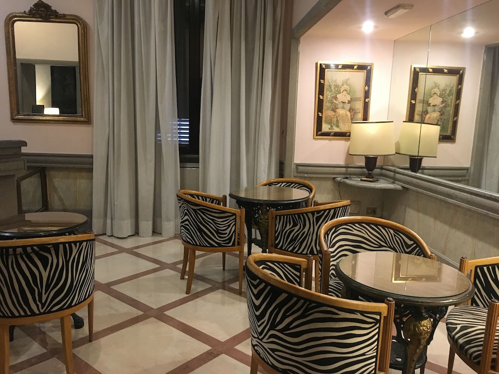 Grand Hotel Olympic 35/41