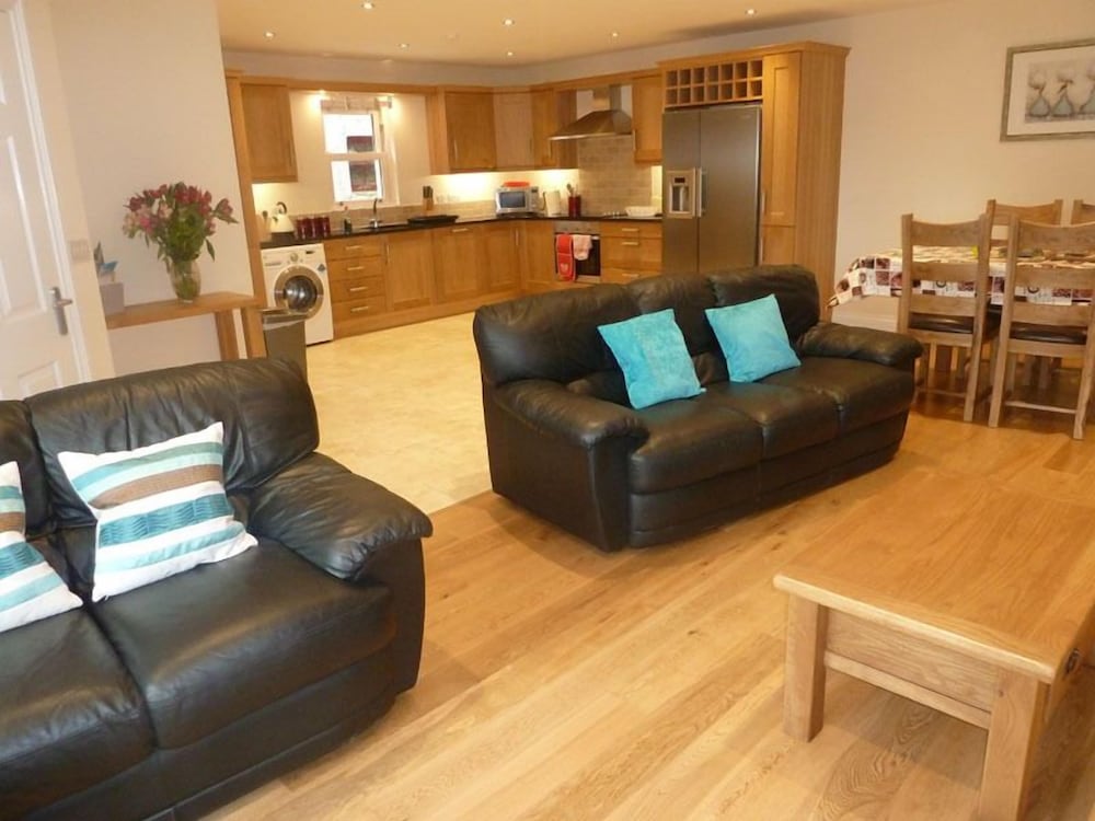 Oatlands Self Catering Cottages 13/22