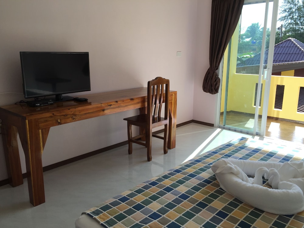 Khaolak Summer House Resort 2 12/67