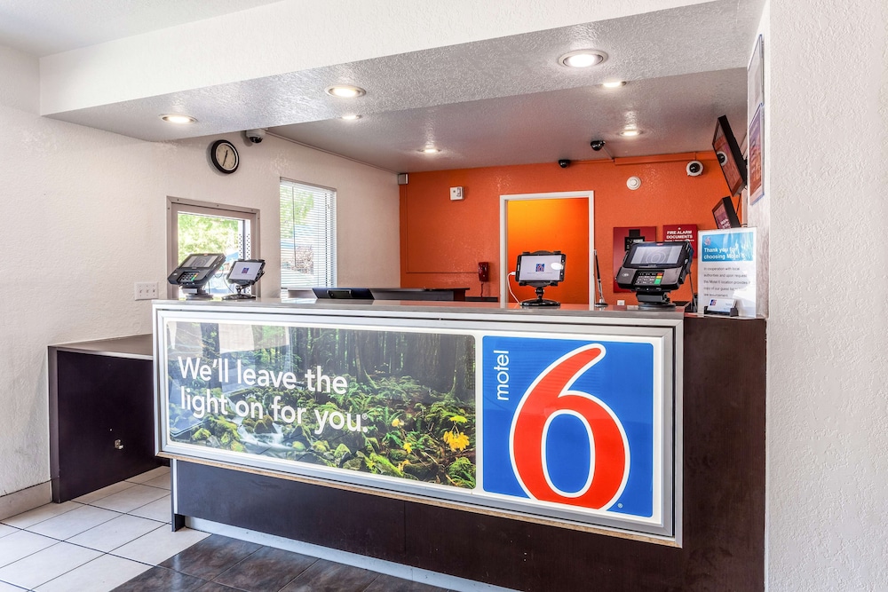 Motel6 Sacramento, CA - Downtown 8/60