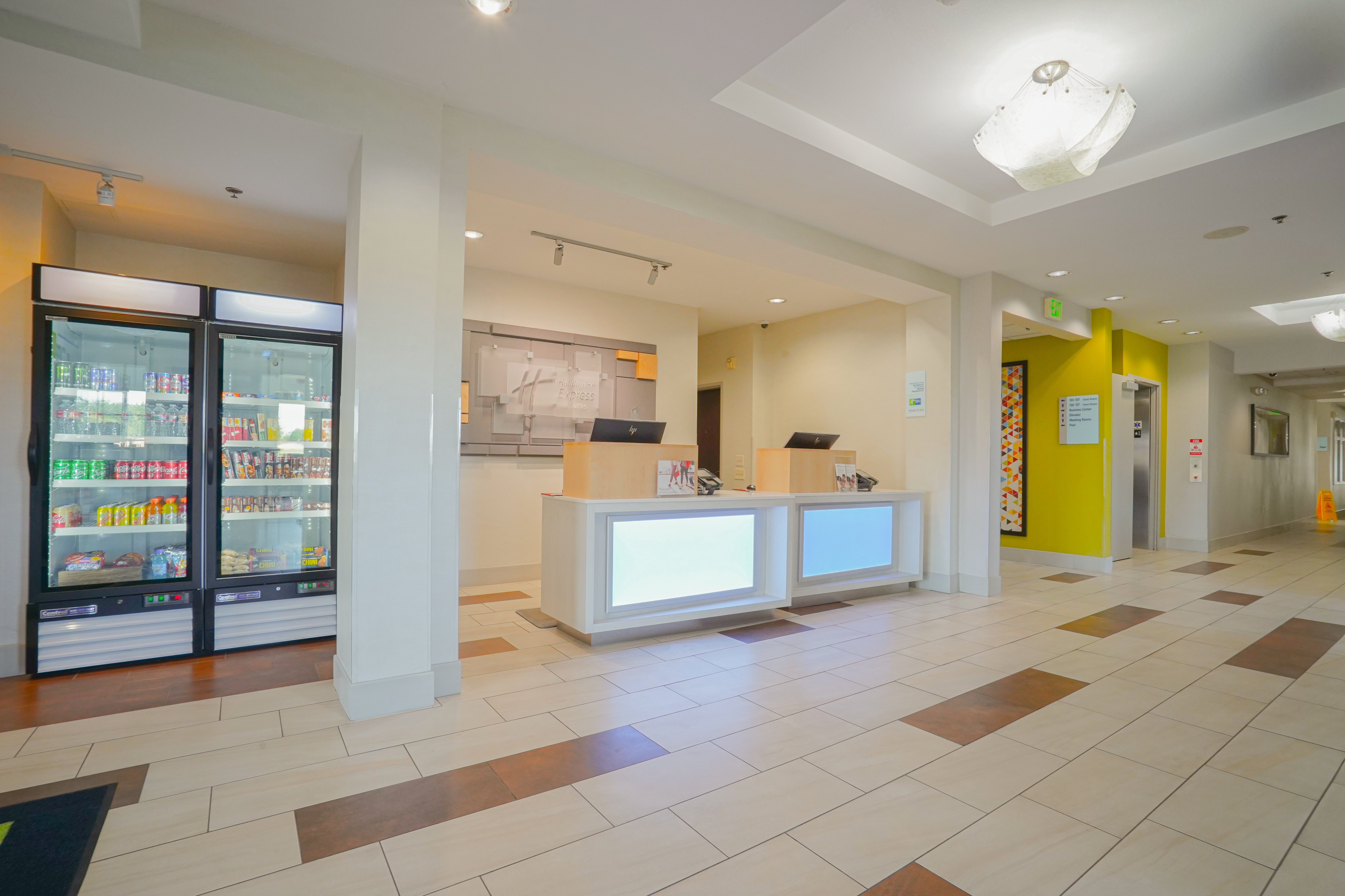 Holiday Inn Express Hotel And Suites Ontario 8/61