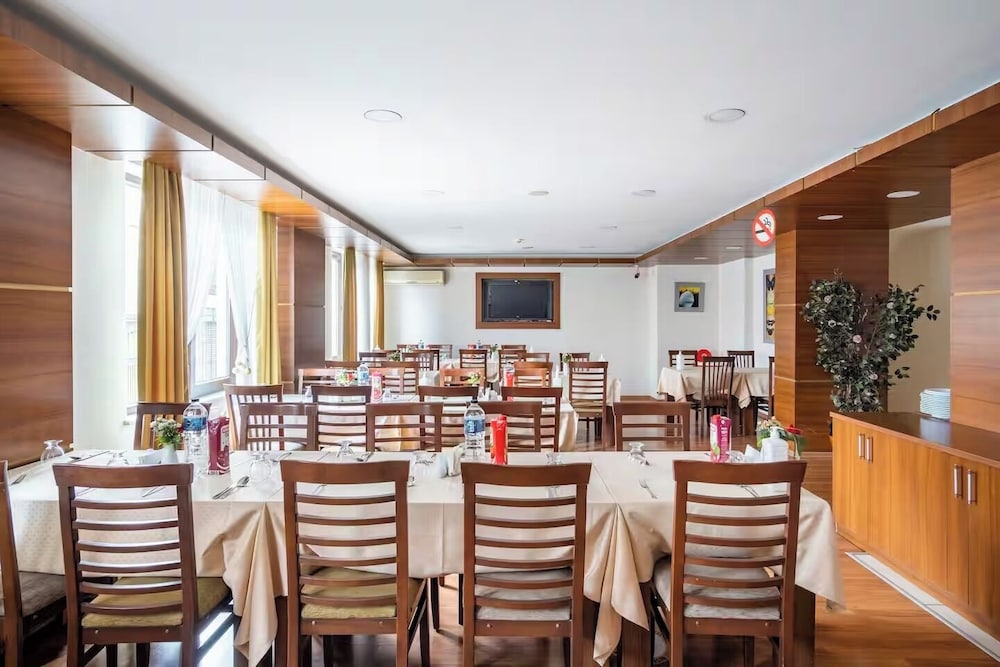 Lifos Hotel 38/48