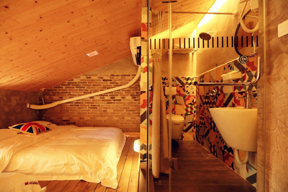 Maan Coco Travelling Boutique Inn 40/50