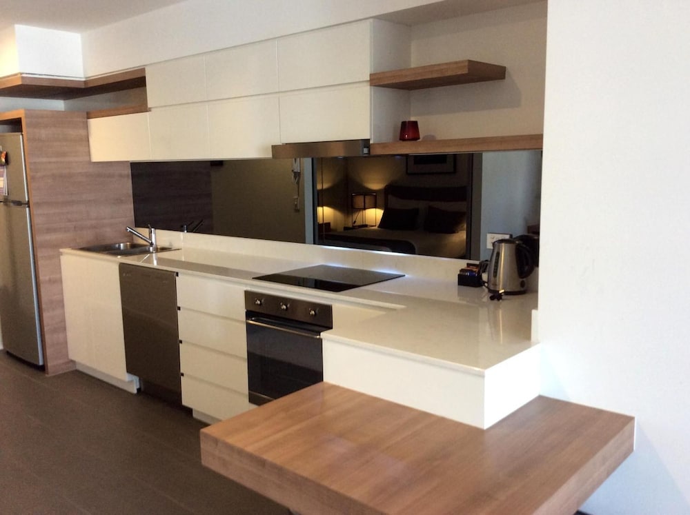 Morgan Suites 15/64