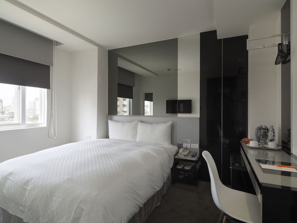 CityInn Hotel Plus Taichung Station Branch 25/73