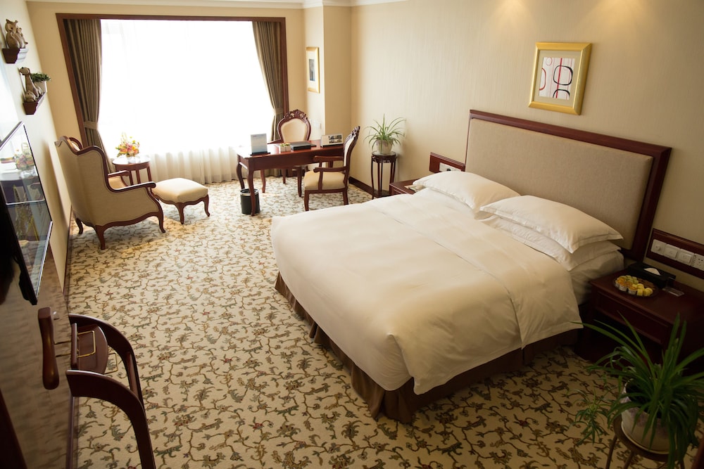 Qingdao Enrichee Gloria Plaza Hotel 12/29