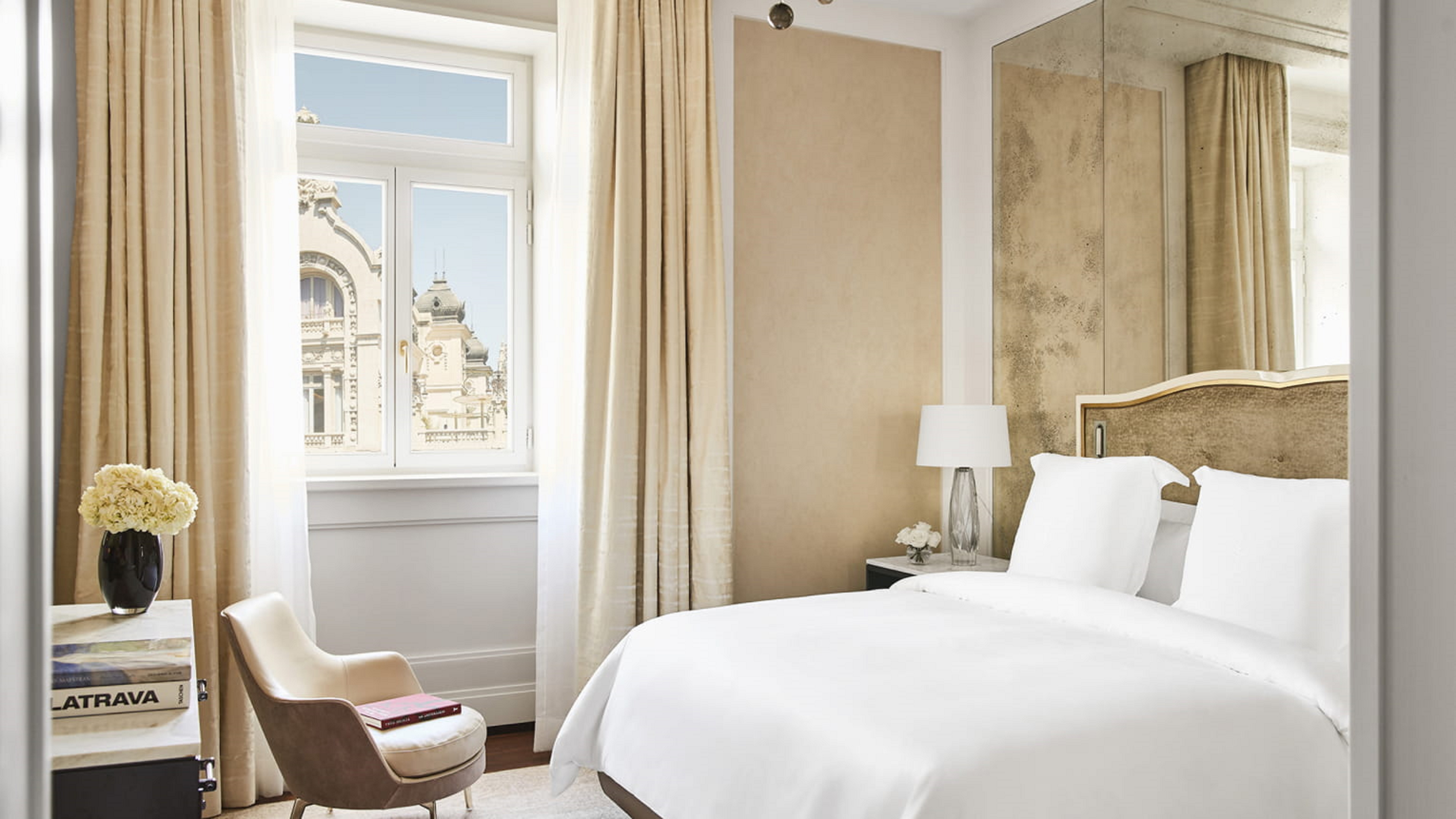 2 Bedrooms, Suite
