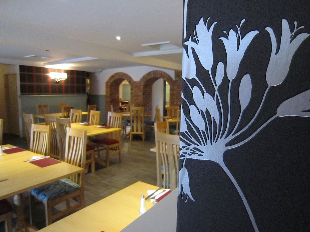 The Wheatsheaf 42/53
