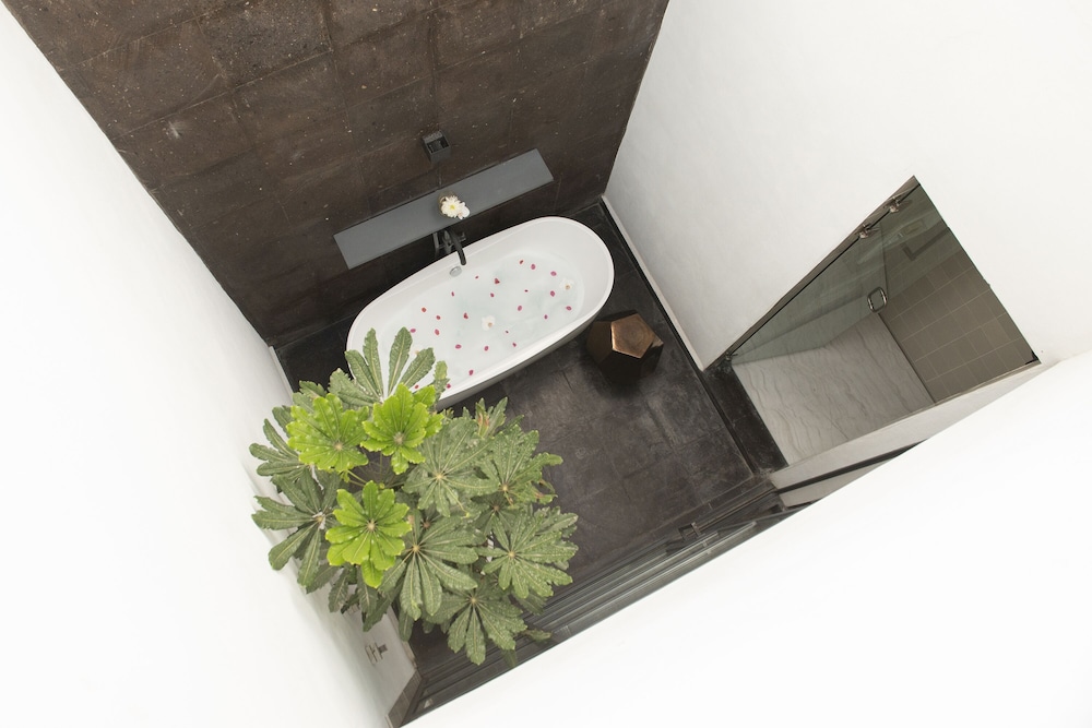 L Otel Doce 18 Concept House 30/60