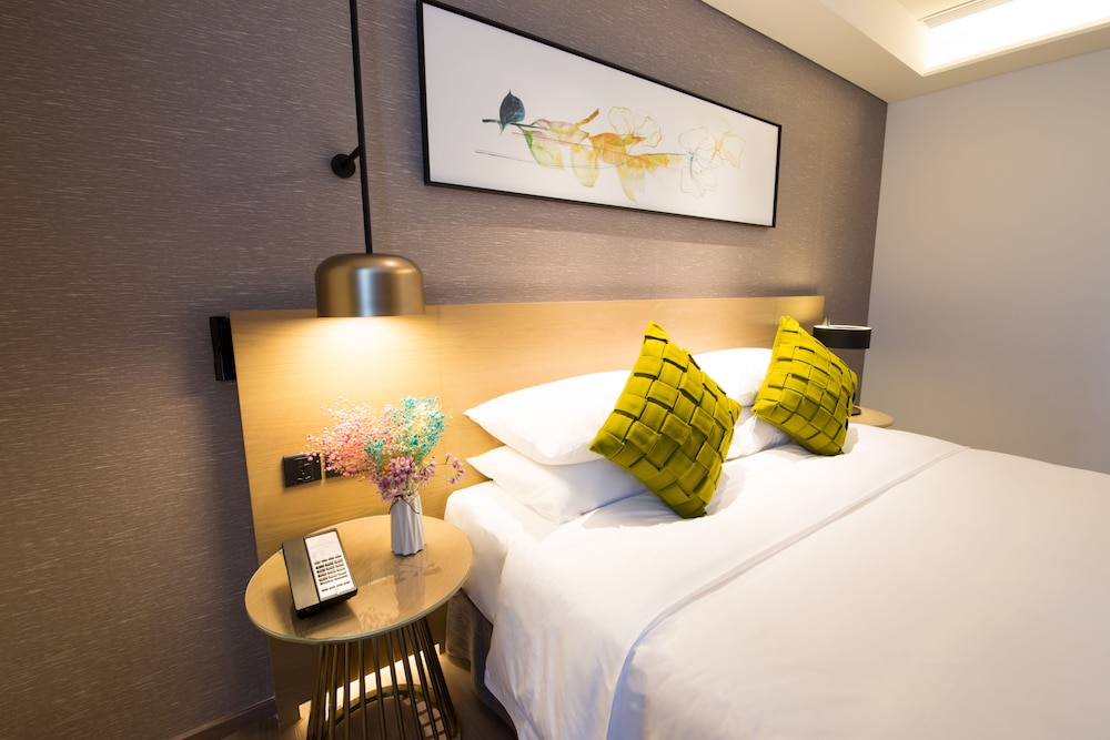 Novotel Shenzhen Bantian 17/50