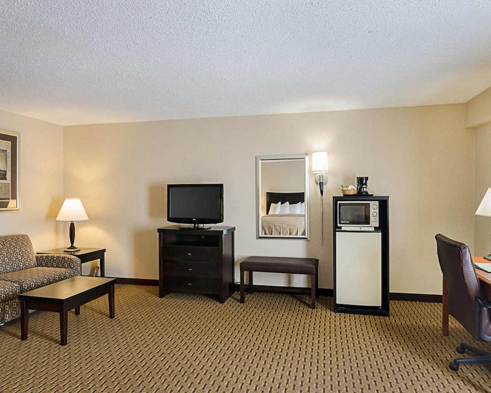 Quality Inn Troutville Roanoke North 28/43