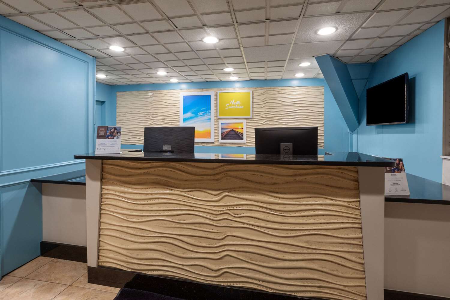 Days Inn By Wyndham Ann Arbor 9/36