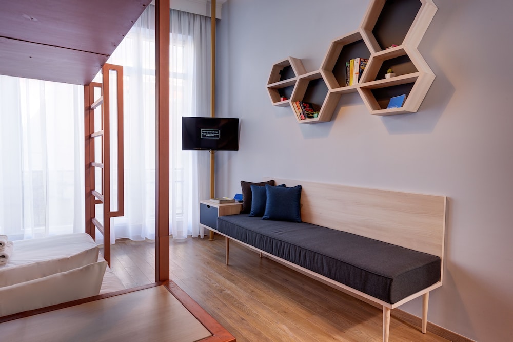 Colors Urban Hotel 40/75