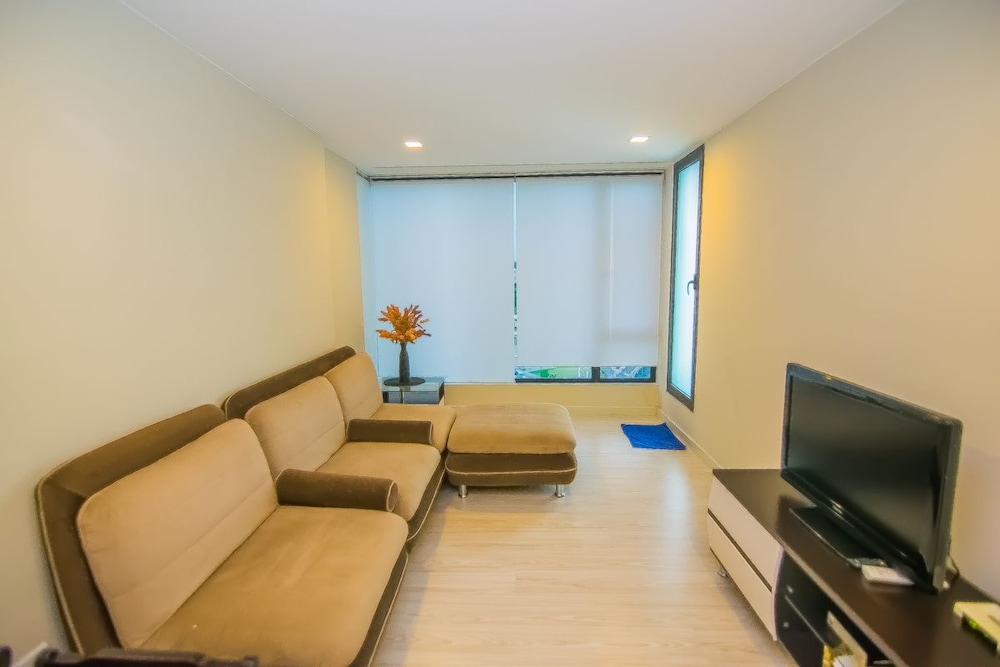 Marina Travellers Suite Sky Karamunsing 15/18