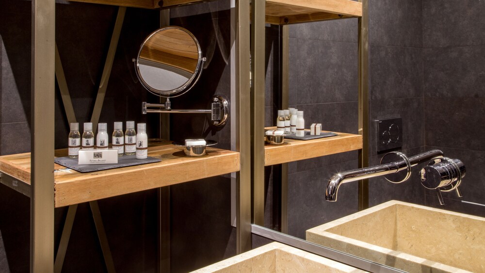 Qt Suites Roma 46/47