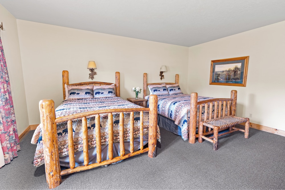 Daniels Summit Lodge 5/50