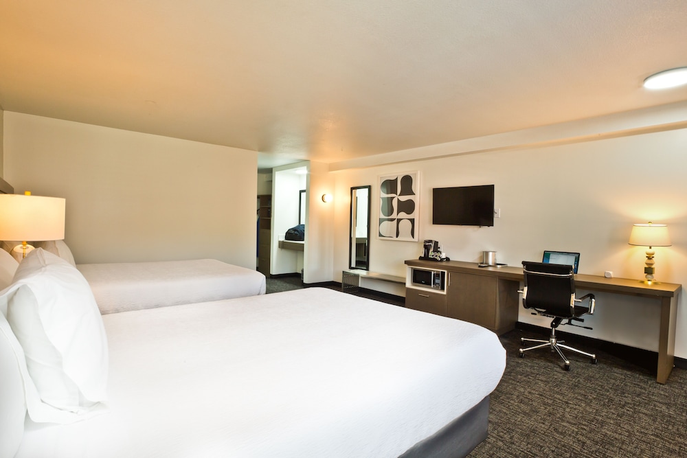 Crestview Hotel 18/47