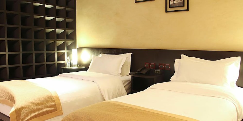 Urgoo Boutique Hotel 13/49