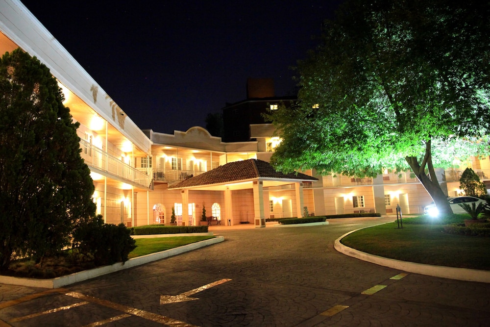 Hotel Real del Bosque 2/36