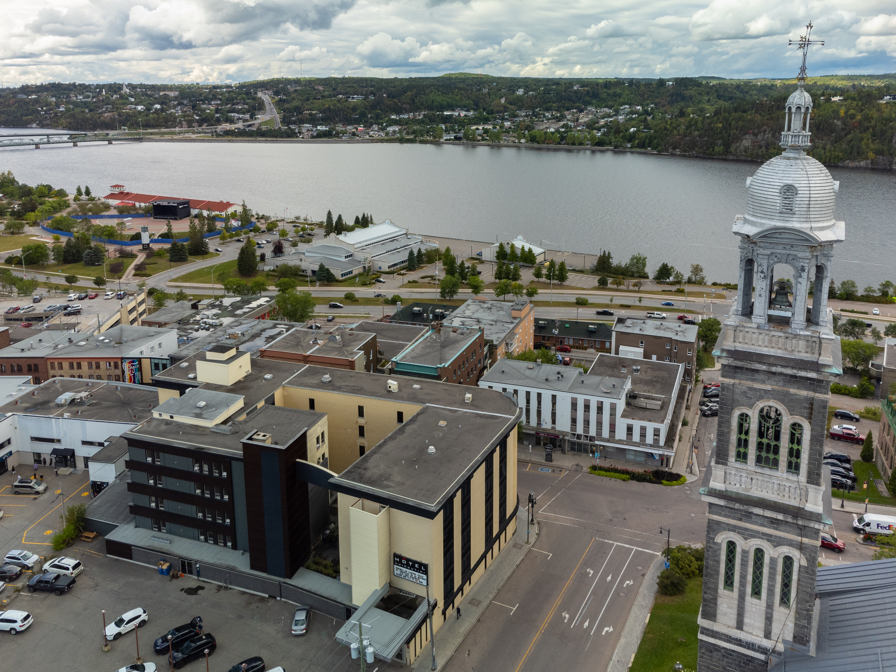 Hotel Chicoutimi 4/55