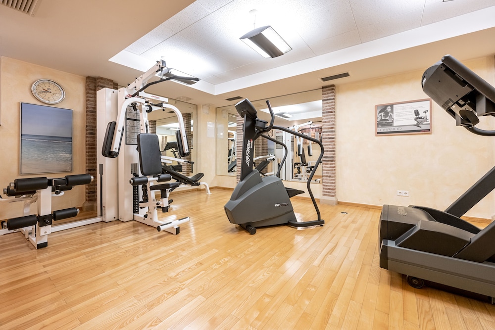 Hotel Sauerlacher Post 28/50