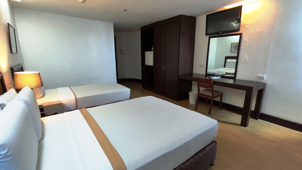 Rajah Park Hotel 9/50