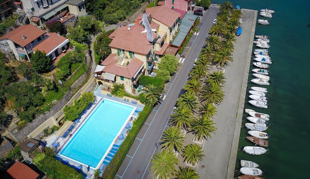 Hotel Della Baia 43/71